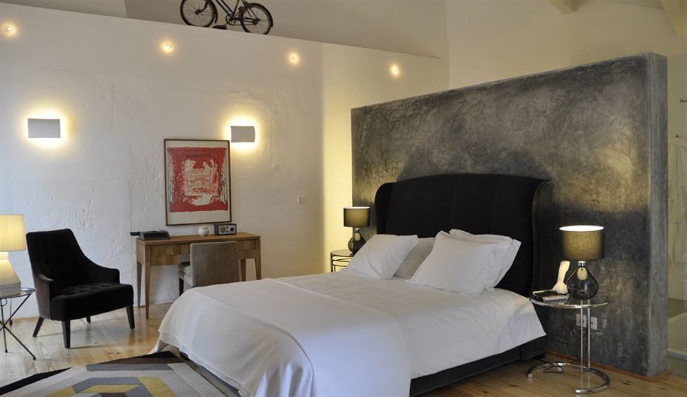 อิมานิคันทรีเฮาส์ Guest House เอโวรา ภายนอก รูปภาพ